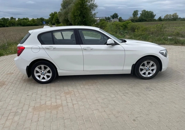 BMW Seria 1 cena 37900 przebieg: 152000, rok produkcji 2014 z Września małe 92